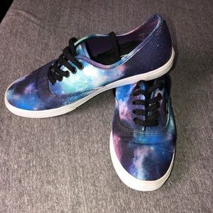 Galaxy vans worn once